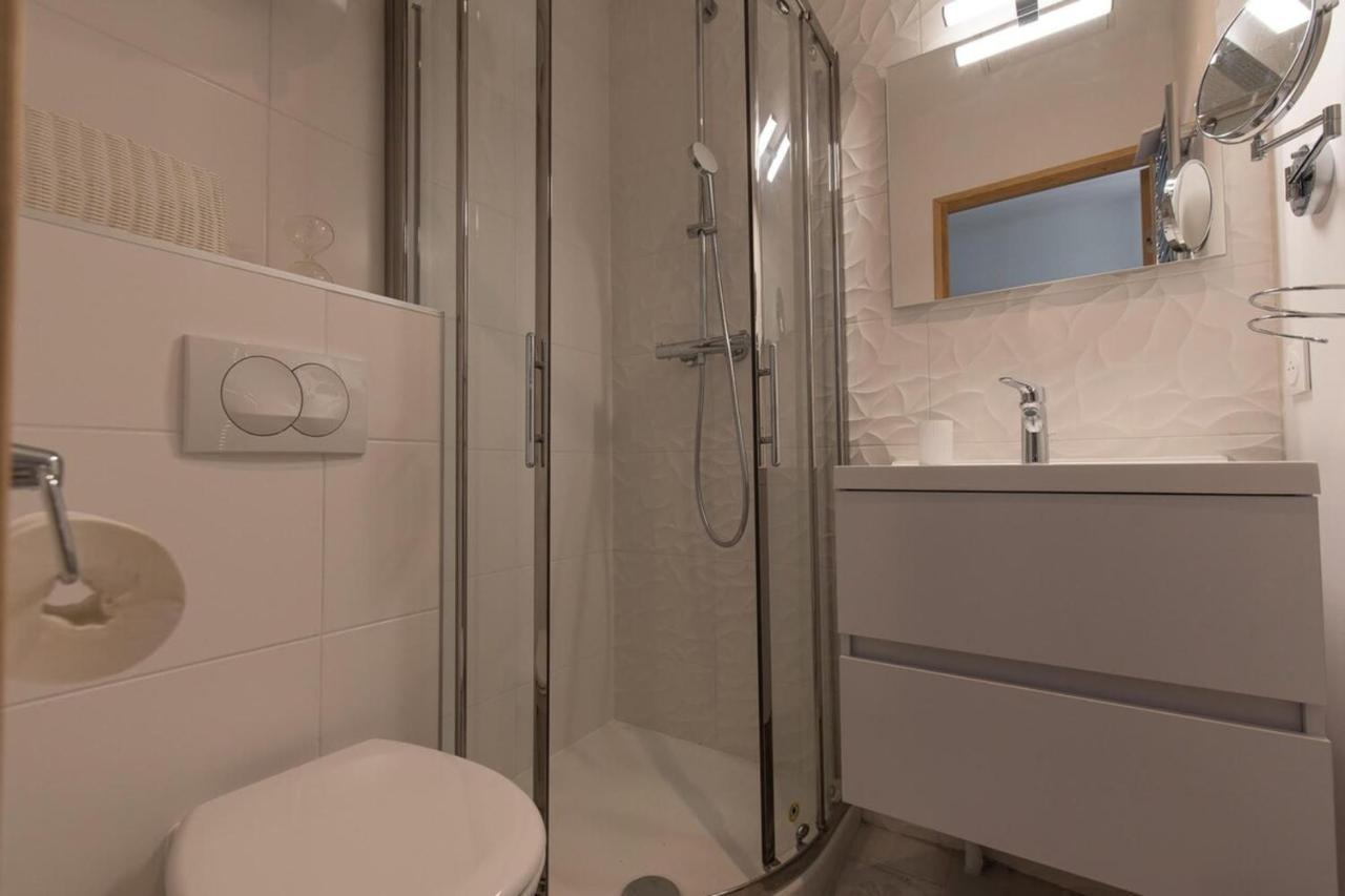 ליון Le Petit Prince- Studio Cosy 2 Pers -Metro Valmy מראה חיצוני תמונה